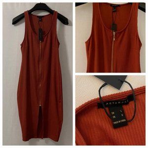 NEW Large Form Fitting Front Zip Revamped Dress NWT